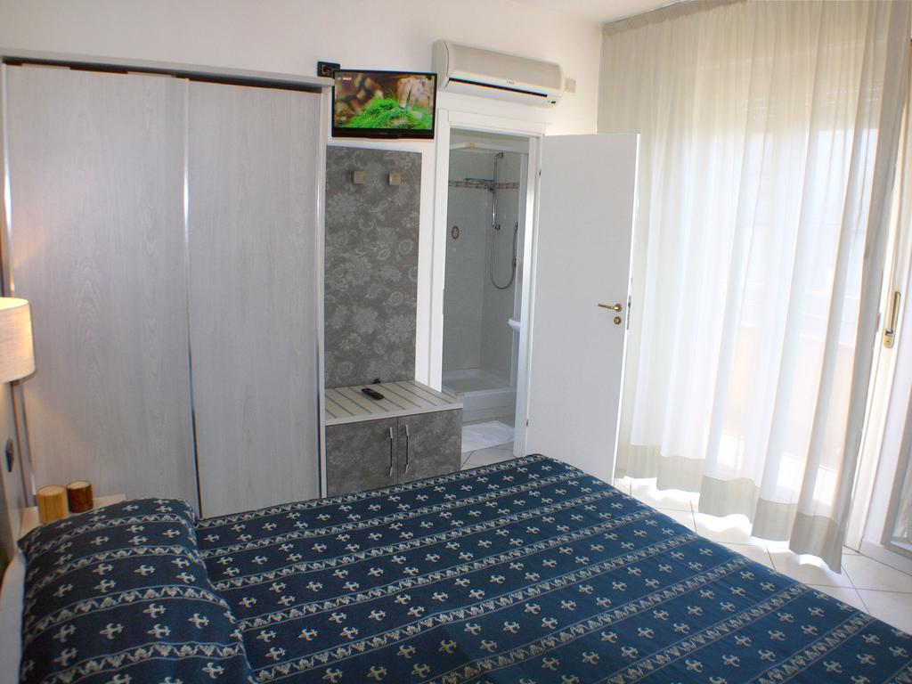 Hotel Europa Park Lido di Spina Buitenkant foto