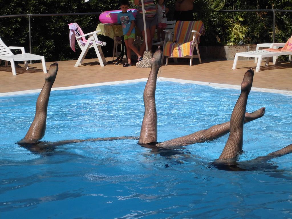 Hotel Europa Park Lido di Spina Buitenkant foto